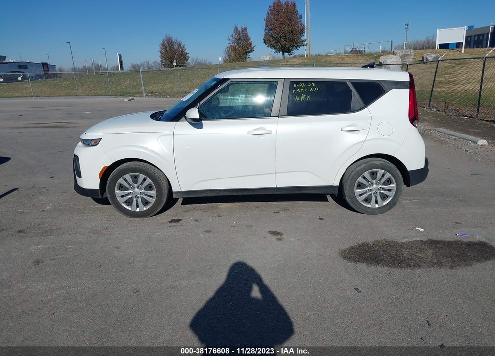2021 KIA SOUL LX VIN: KNDJ23AU7M7147818
