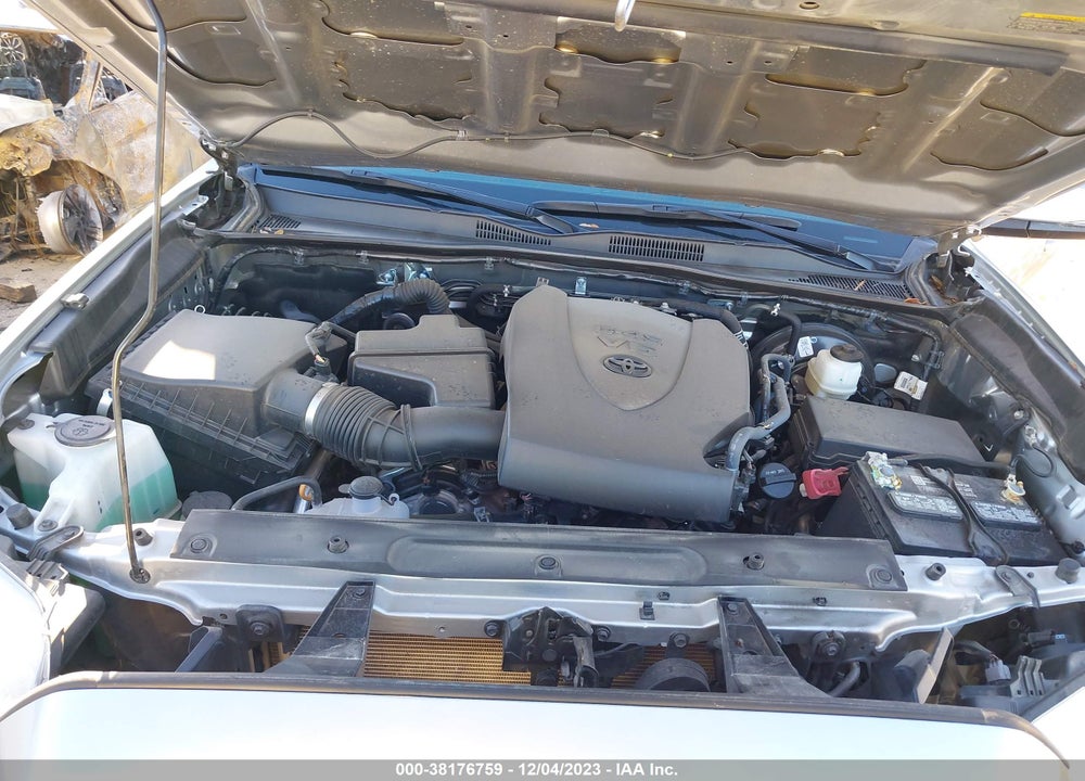 2022 TOYOTA TACOMA SR5 V6 VIN: 3TMCZ5AN7NM453787