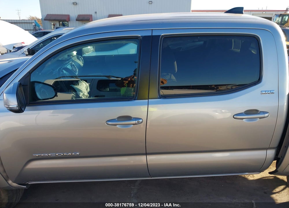 2022 TOYOTA TACOMA SR5 V6 VIN: 3TMCZ5AN7NM453787