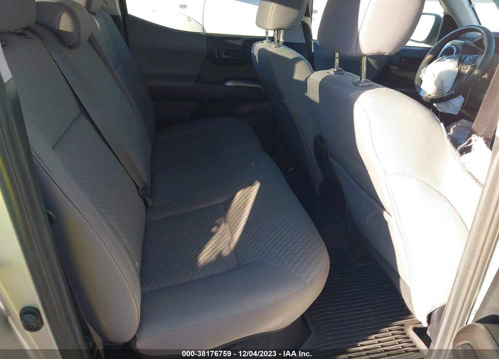 2022 TOYOTA TACOMA SR5 V6 VIN: 3TMCZ5AN7NM453787