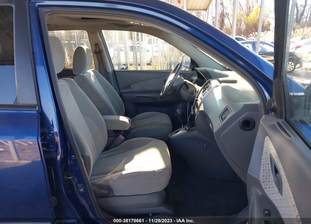 2005 HYUNDAI TUCSON LX/GLS VIN: KM8JN72D35U151568