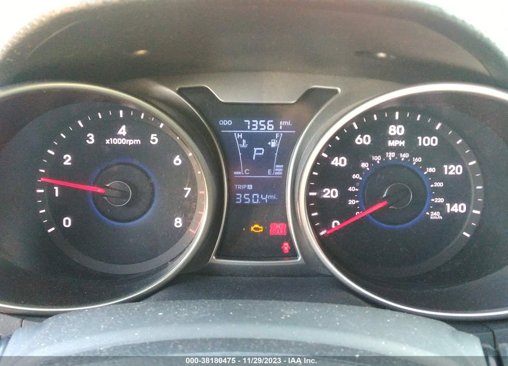 2013 HYUNDAI VELOSTER BASE W/GRAY VIN: KMHTC6AD4DU120158
