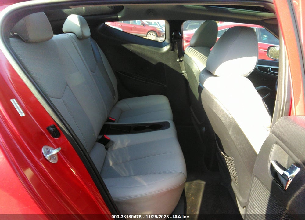 2013 HYUNDAI VELOSTER BASE W/GRAY VIN: KMHTC6AD4DU120158