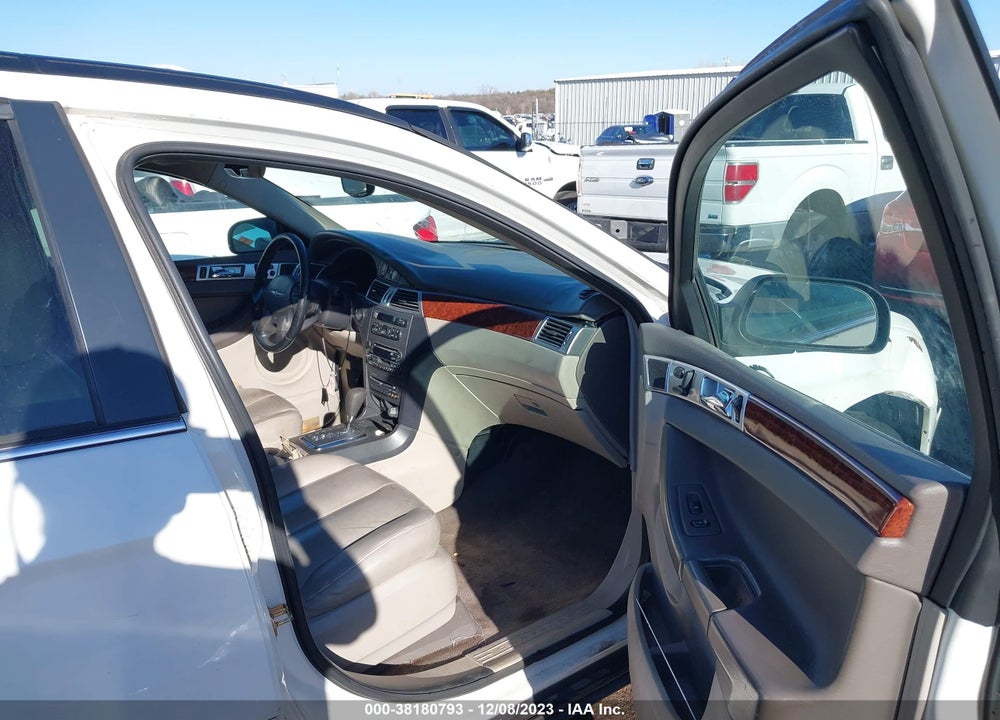 2005 CHRYSLER PACIFICA TOURING VIN: 2C4GM68405R509354