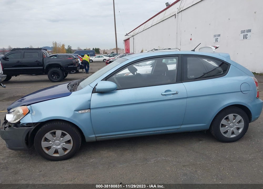 2007 HYUNDAI ACCENT GS VIN: KMHCM36C77U044774