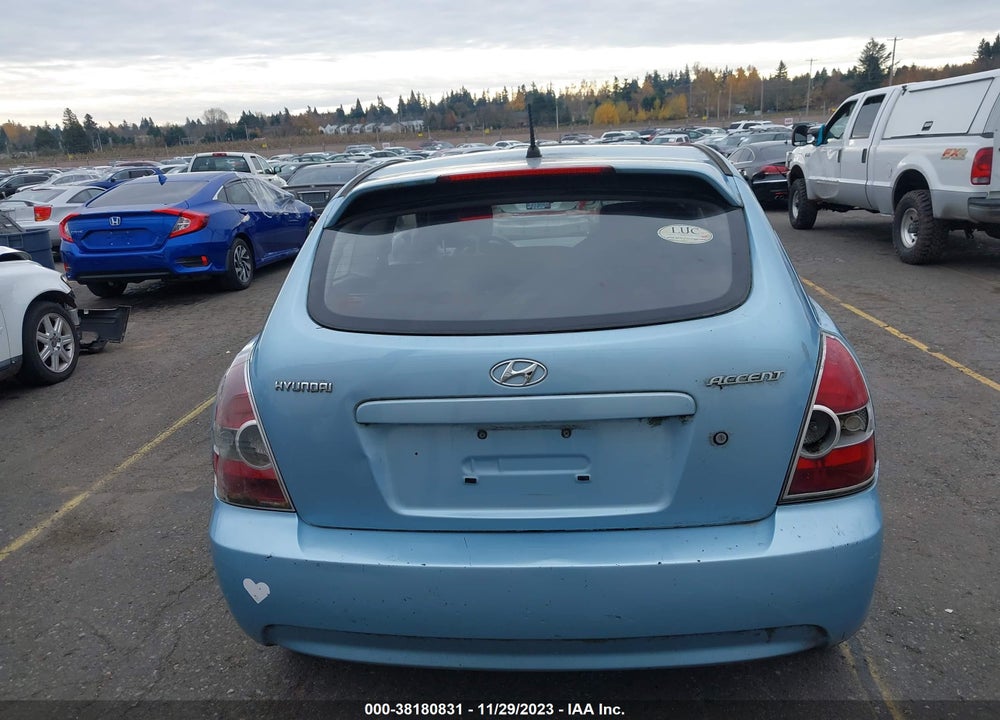 2007 HYUNDAI ACCENT GS VIN: KMHCM36C77U044774
