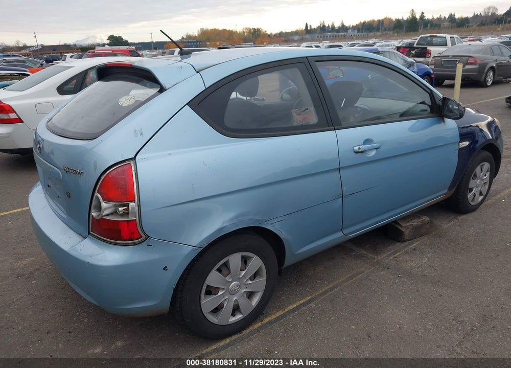 2007 HYUNDAI ACCENT GS VIN: KMHCM36C77U044774