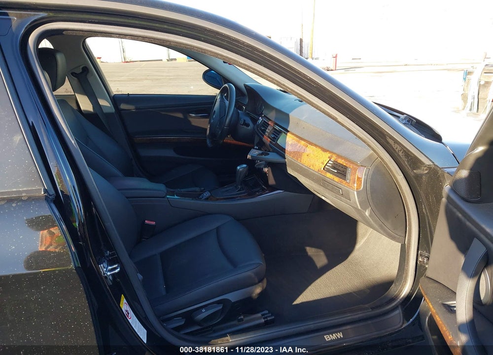 2007 BMW 3 SERIES 328I VIN: WBAVC53507FZ81243