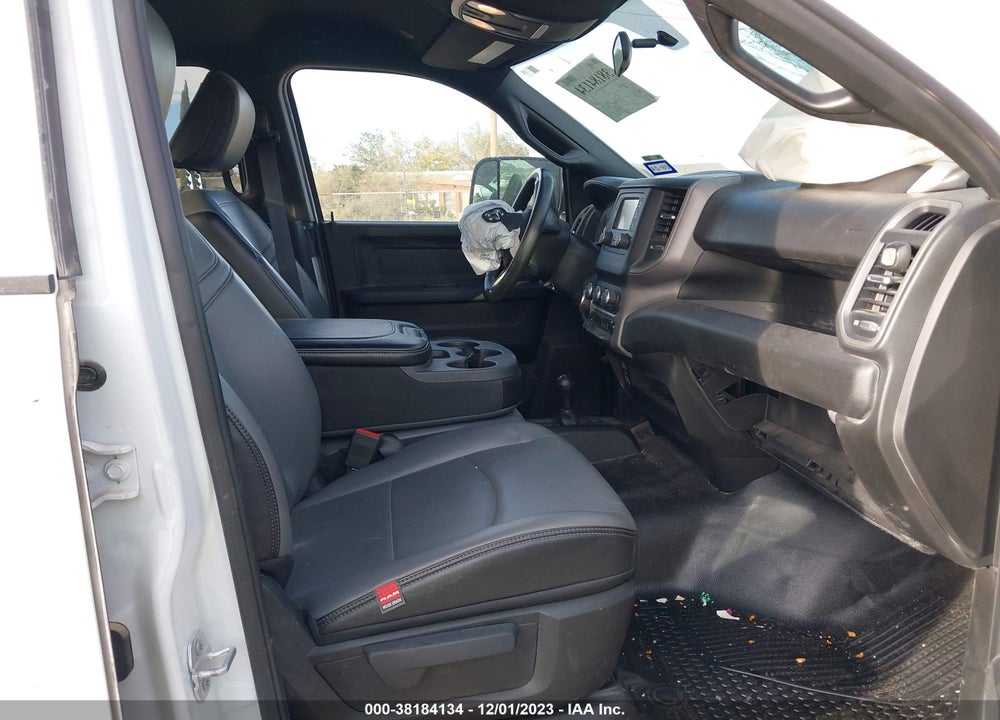 2022 RAM 2500 VIN: 3C6UR5HJ1NG308077