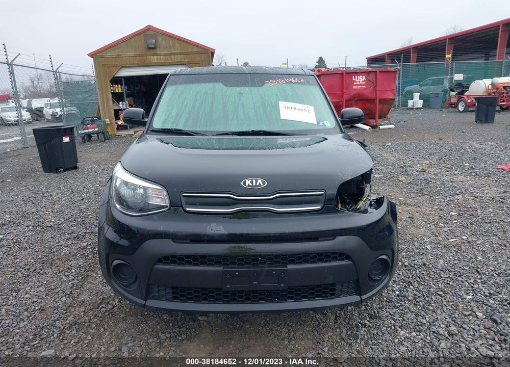 2018 KIA SOUL VIN: KNDJN2A28J7557801