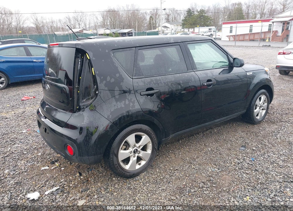 2018 KIA SOUL VIN: KNDJN2A28J7557801