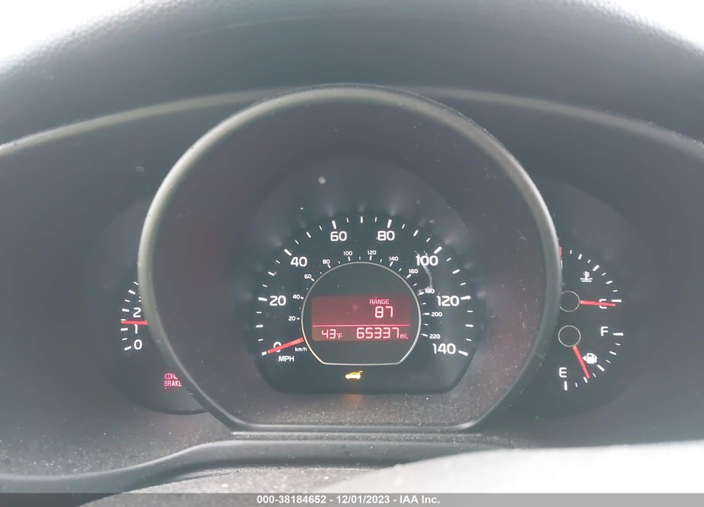 2018 KIA SOUL VIN: KNDJN2A28J7557801