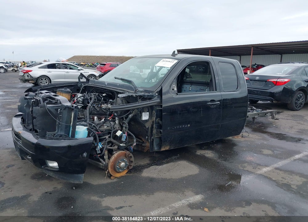 2011 CHEVROLET SILVERADO 1500 VIN: 1GCRKSE32BZ267333