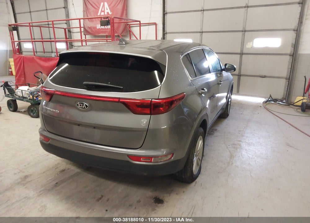 2018 KIA SPORTAGE LX VIN: KNDPM3AC1J7356849
