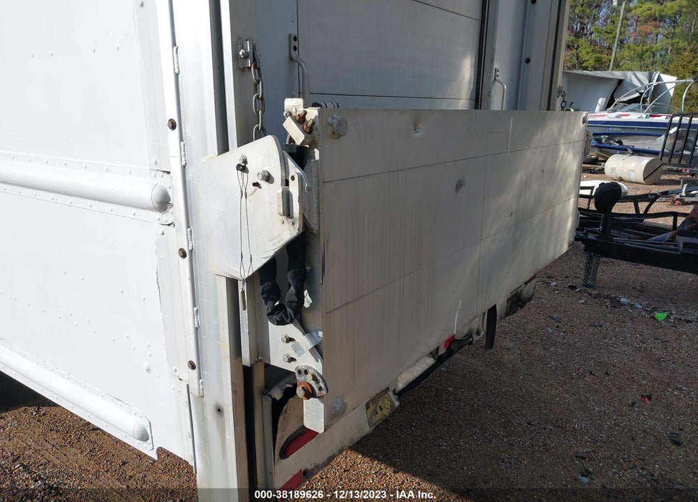 2010 FREIGHTLINER CHASSIS M LINE WALK-IN VAN VIN: 4UZAAPDU9ACAS1774