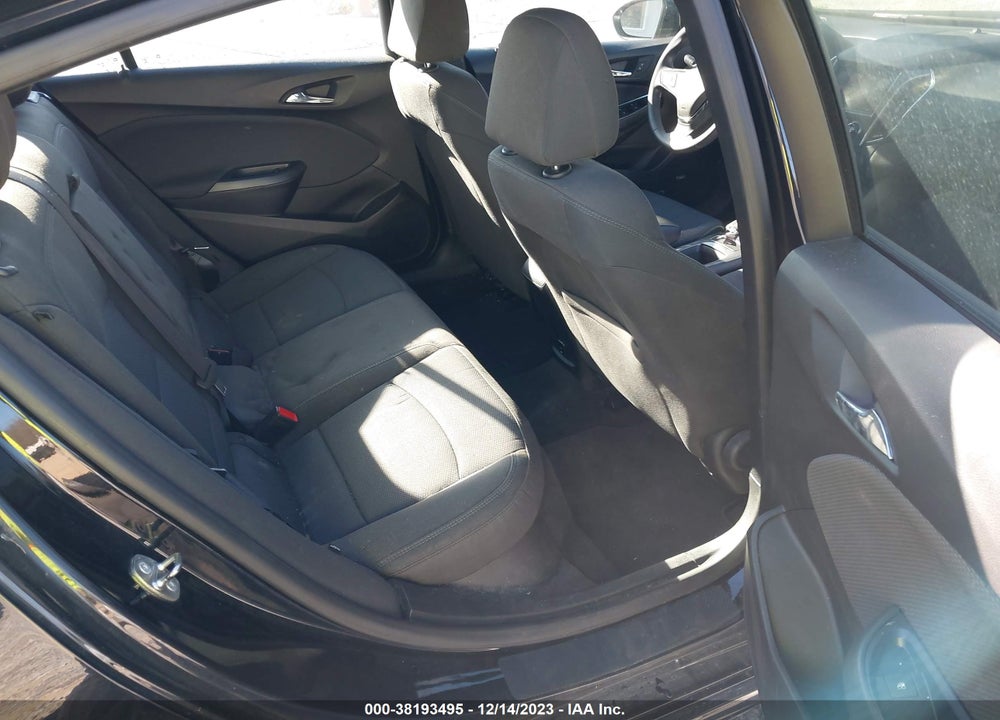 2018 CHEVROLET CRUZE LT AUTO VIN: 1G1BE5SM4J7201943