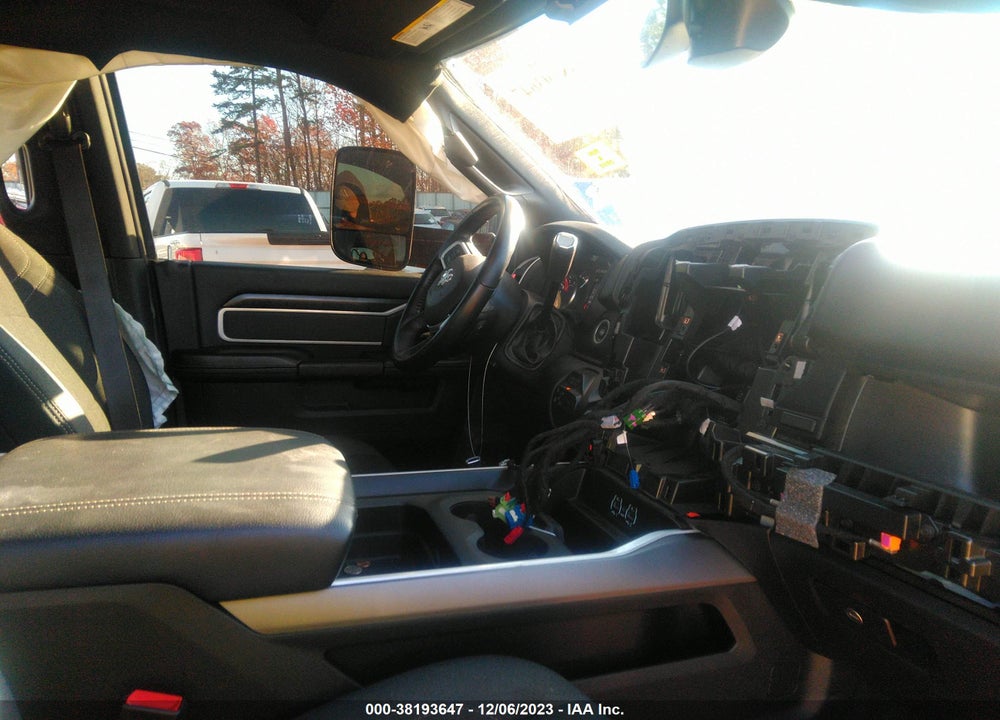 2022 RAM 2500 BIG HORN 4X4 6'4 BOX VIN: 3C6UR5DL0NG170989