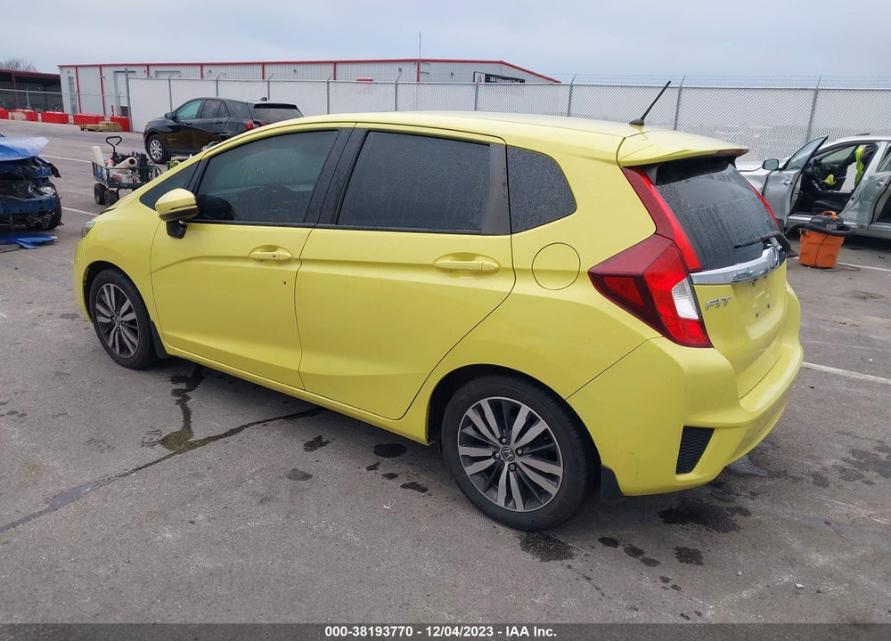 2015 HONDA FIT VIN: 3HGGK5H89FM767028