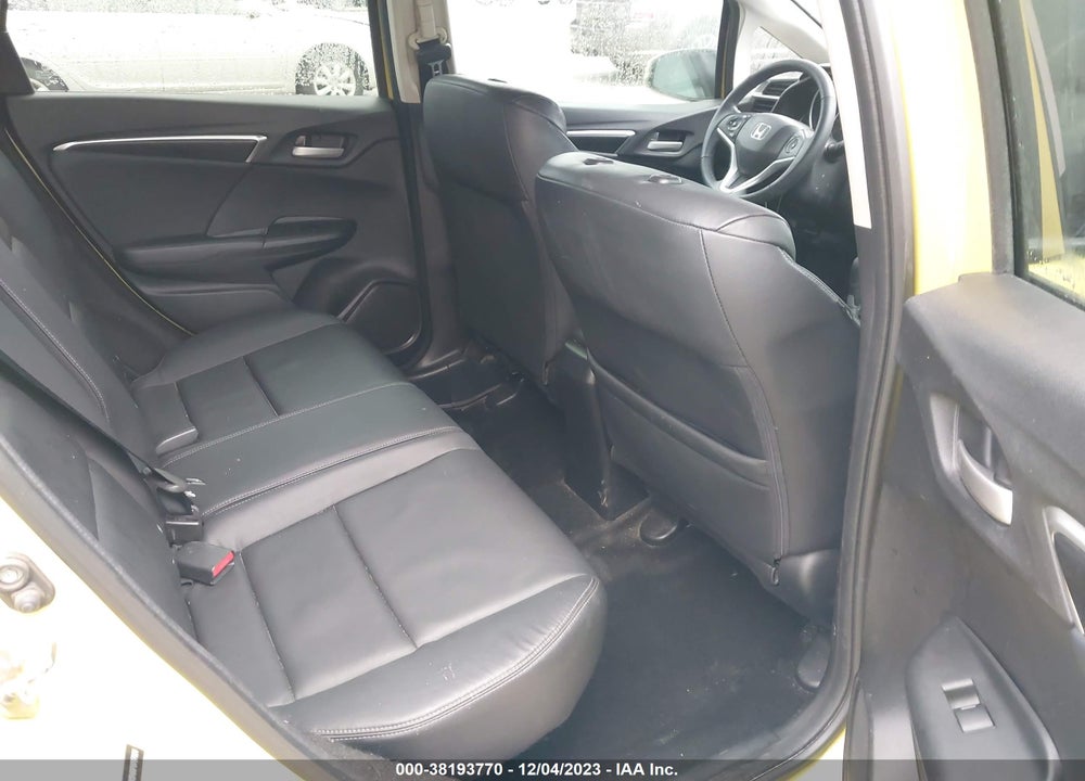 2015 HONDA FIT VIN: 3HGGK5H89FM767028