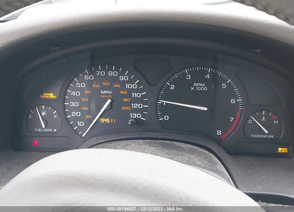2000 SATURN LS1 VIN: 1G8JU52F6YY648246