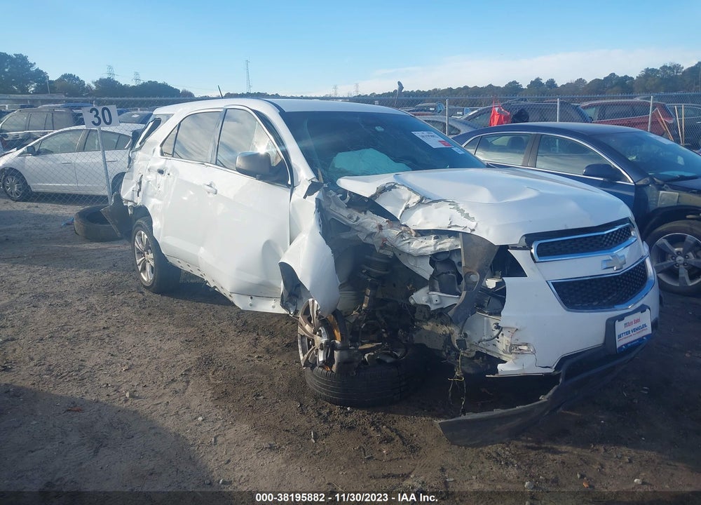 2014 CHEVROLET EQUINOX LS VIN: 2GNALAEK0E1117107