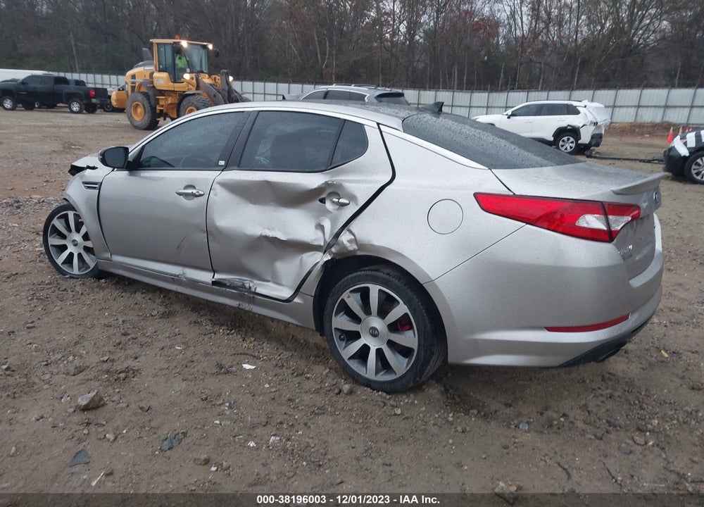 2013 KIA OPTIMA VIN: 5XXGR4A68DG125847