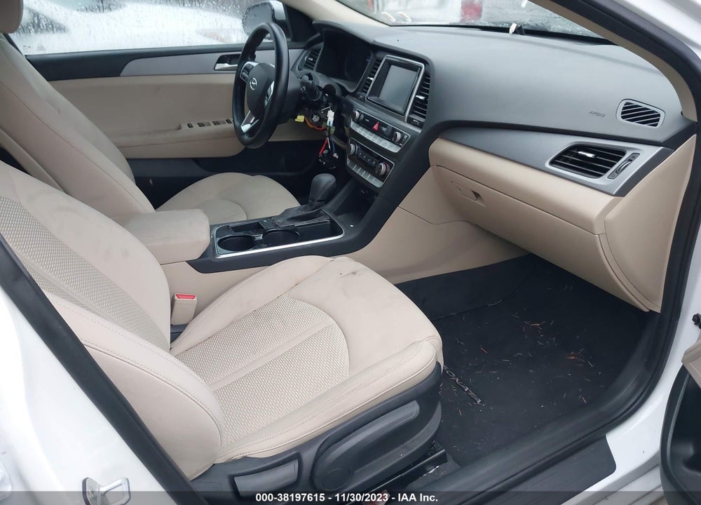 2019 HYUNDAI SONATA SE VIN: 5NPE24AF0KH819218