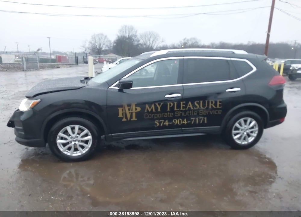 2018 NISSAN ROGUE SV VIN: KNMAT2MV2JP591695