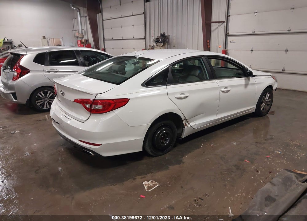 2016 HYUNDAI SONATA SE VIN: 5NPE24AF9GH304810
