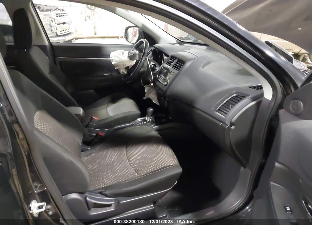 2016 MITSUBISHI OUTLANDER SPORT 2.0 ES VIN: JA4AR3AU2GZ024961