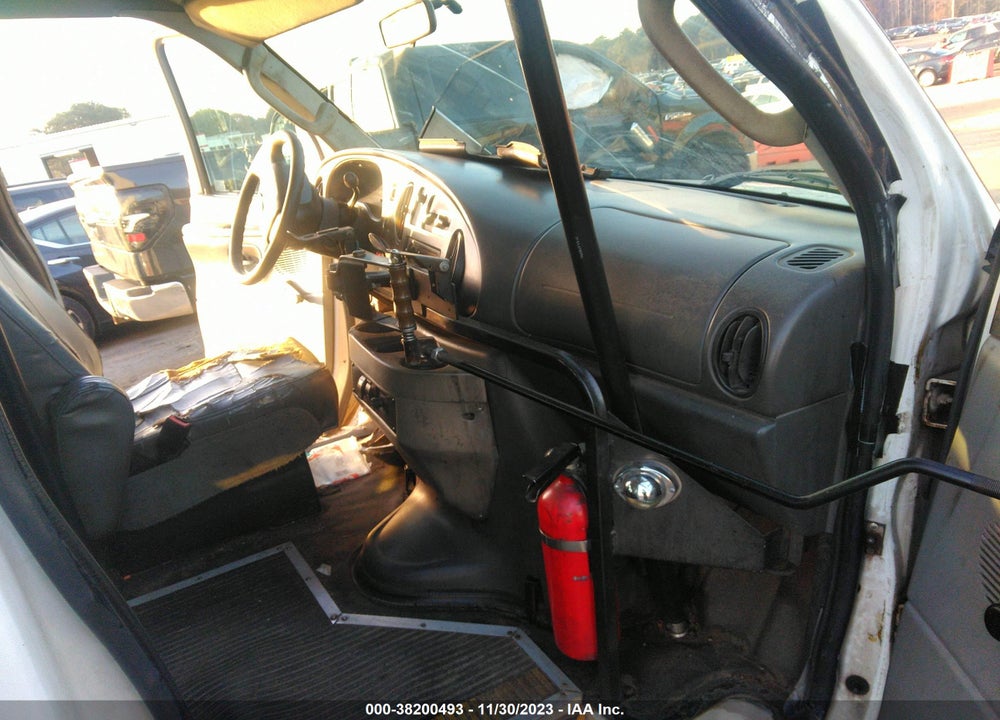 2008 FORD E-350 SUPER DUTY COMMERCIAL/RECREATIONAL VIN: 1FT2S34L38DA32339