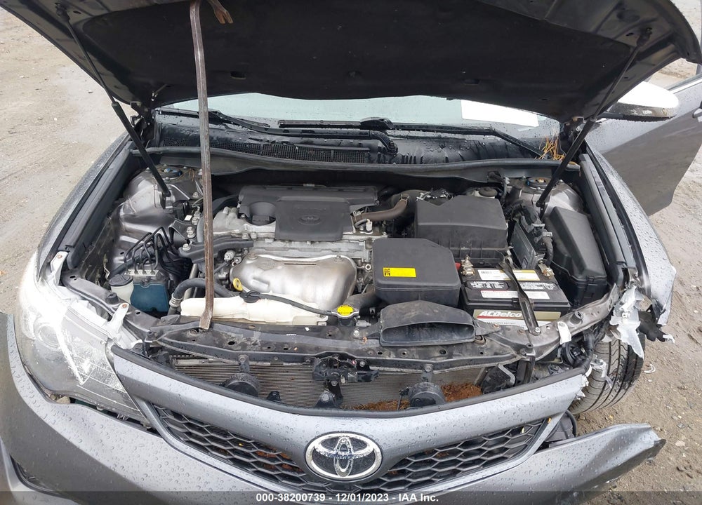 2014 TOYOTA CAMRY SE VIN: 4T1BF1FK0EU349595