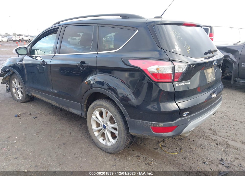 2017 FORD ESCAPE VIN: 1FMCU0GDXHUE85838