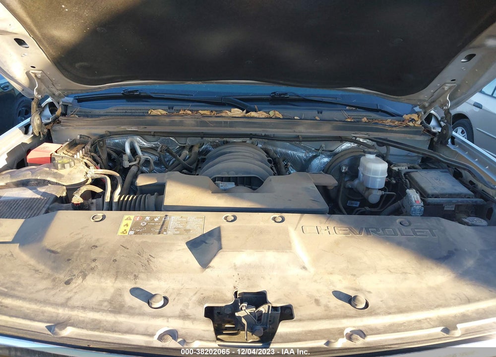 2018 CHEVROLET SUBURBAN LT VIN: 1GNSCHKC6JR148616