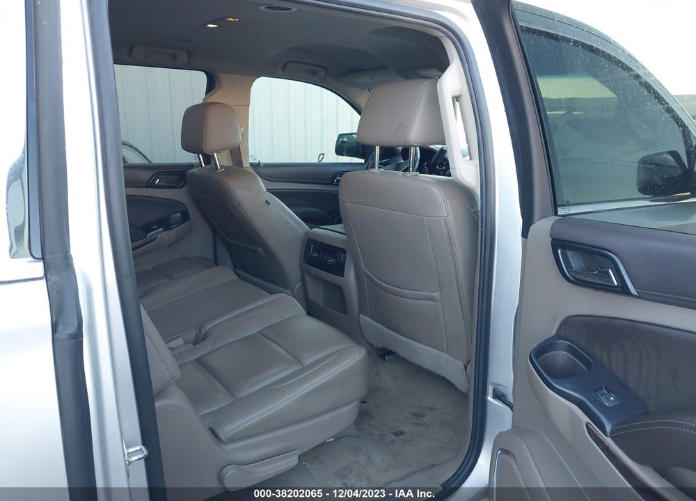 2018 CHEVROLET SUBURBAN LT VIN: 1GNSCHKC6JR148616