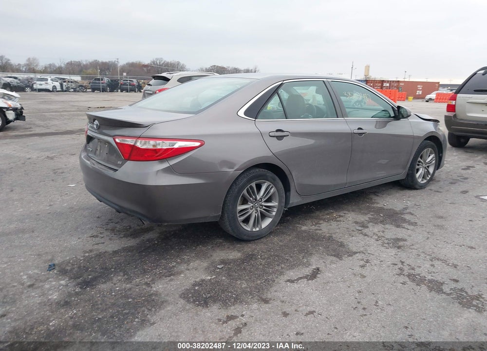 2017 TOYOTA CAMRY SE VIN: 4T1BF1FK3HU268644