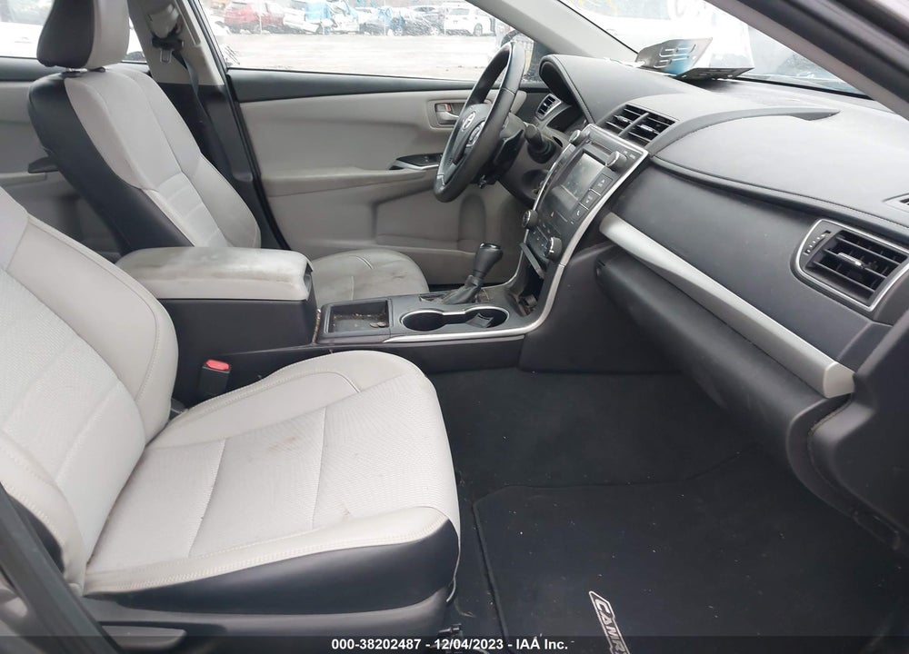 2017 TOYOTA CAMRY SE VIN: 4T1BF1FK3HU268644