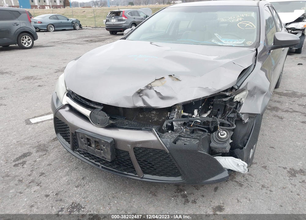 2017 TOYOTA CAMRY SE VIN: 4T1BF1FK3HU268644