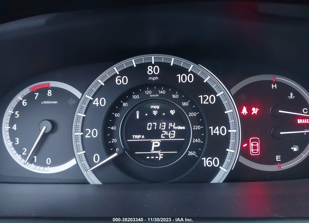2015 HONDA ACCORD LX VIN: 1HGCR2F34FA007408