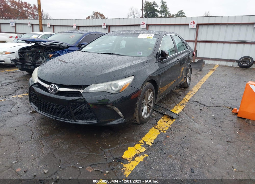 2015 TOYOTA CAMRY SE VIN: 4T1BF1FK5FU013748
