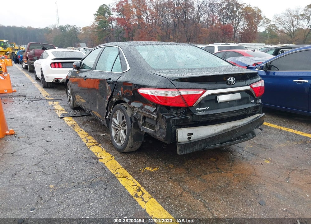 2015 TOYOTA CAMRY SE VIN: 4T1BF1FK5FU013748
