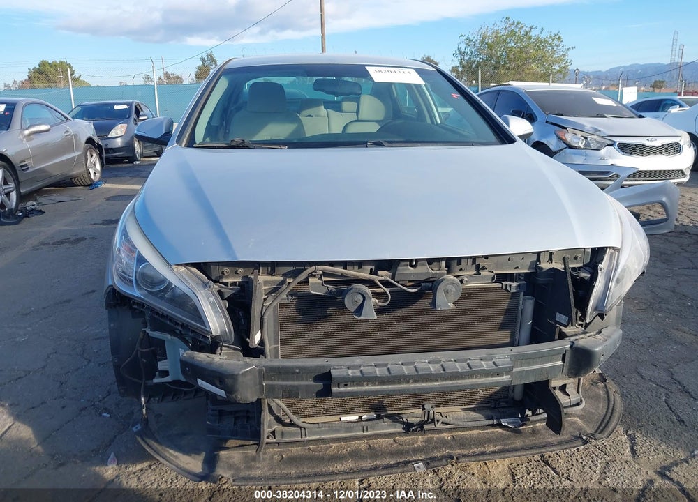 2016 HYUNDAI SONATA VIN: 5NPE34AF4GH404908