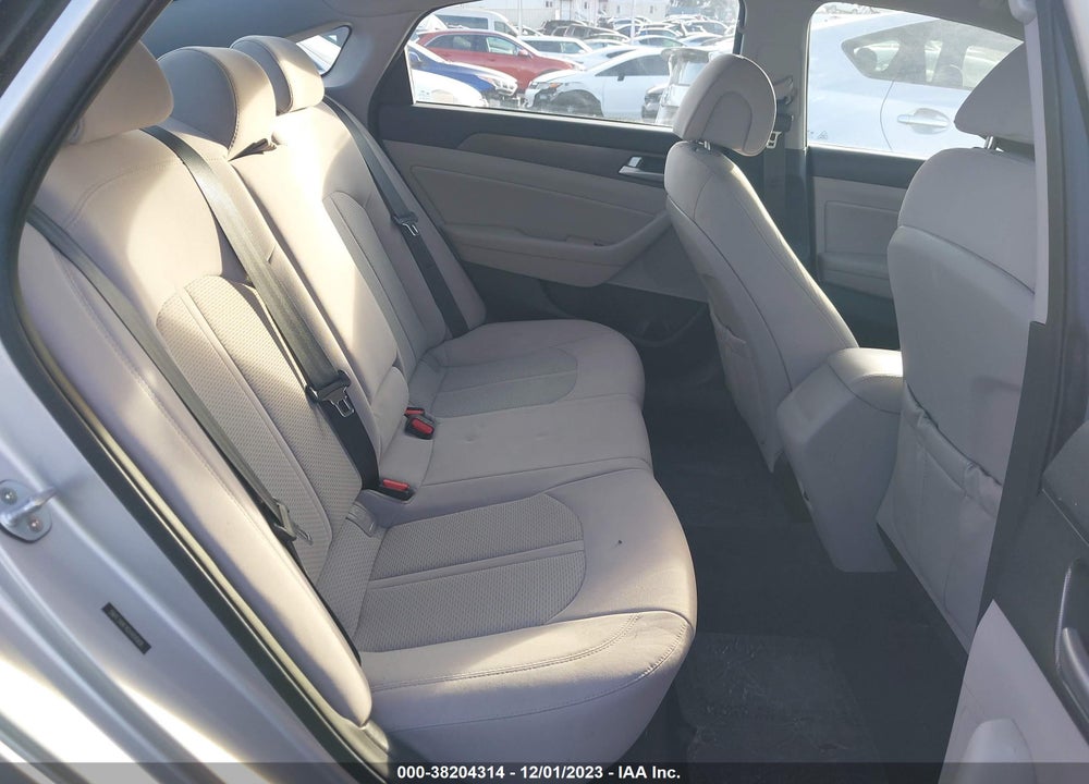 2016 HYUNDAI SONATA VIN: 5NPE34AF4GH404908