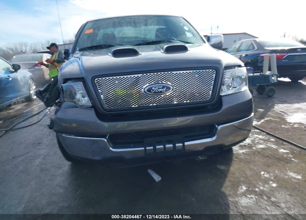 2005 FORD F-150 STX/XL/XLT VIN: 1FTRF12W05NC02747