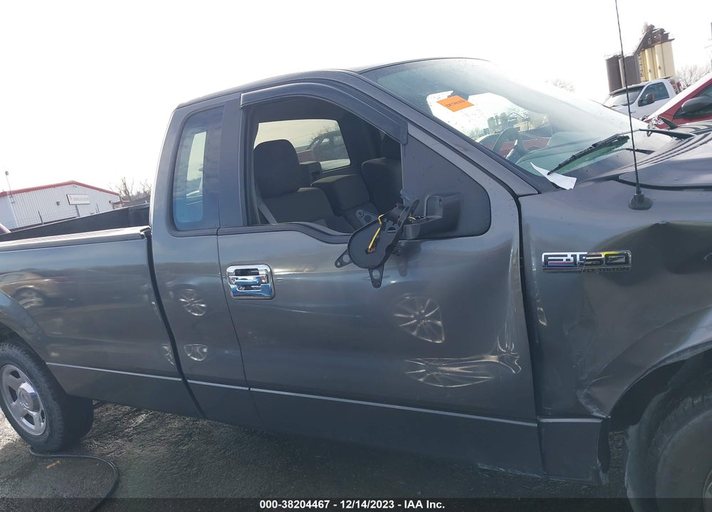 2005 FORD F-150 STX/XL/XLT VIN: 1FTRF12W05NC02747