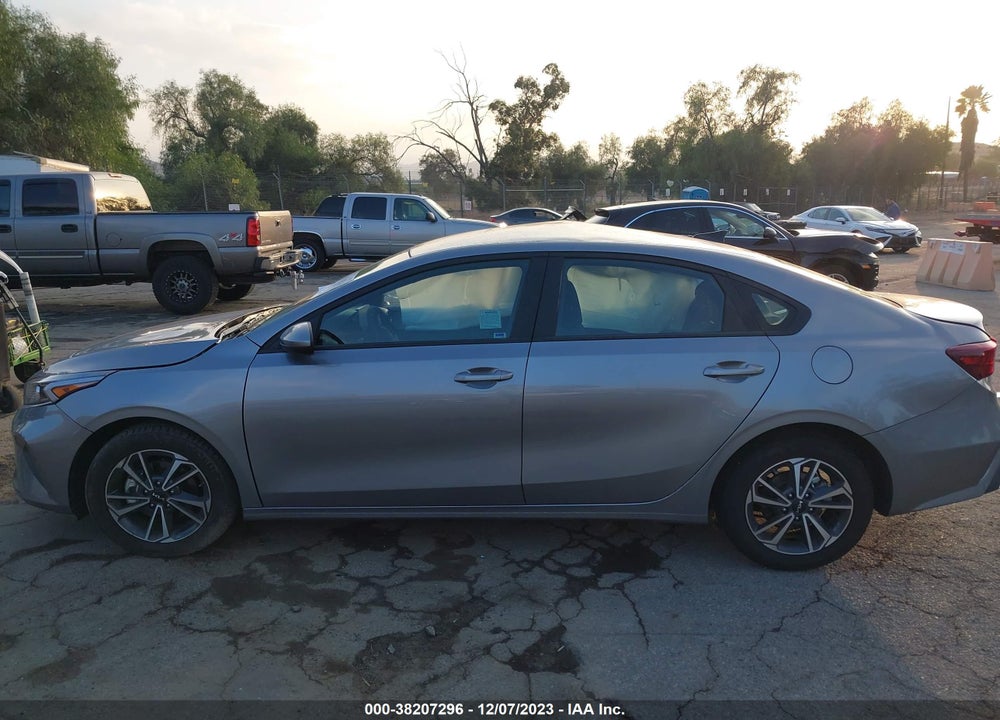 2023 KIA FORTE LXS VIN: 3KPF24AD9PE549775