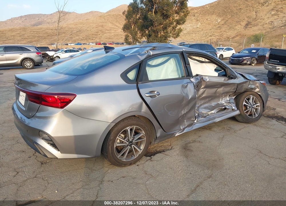 2023 KIA FORTE LXS VIN: 3KPF24AD9PE549775