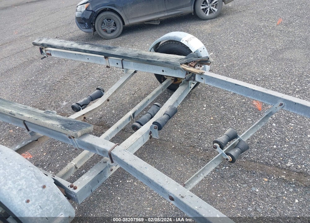 2000 VENTURE BOAT TRAILER VIN: 47GRH191XYB000179
