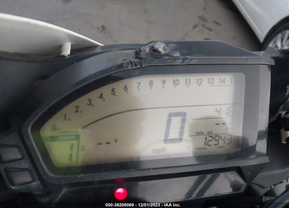 2015 HONDA CBR1000 RR VIN: JH2SC59J4FK400012