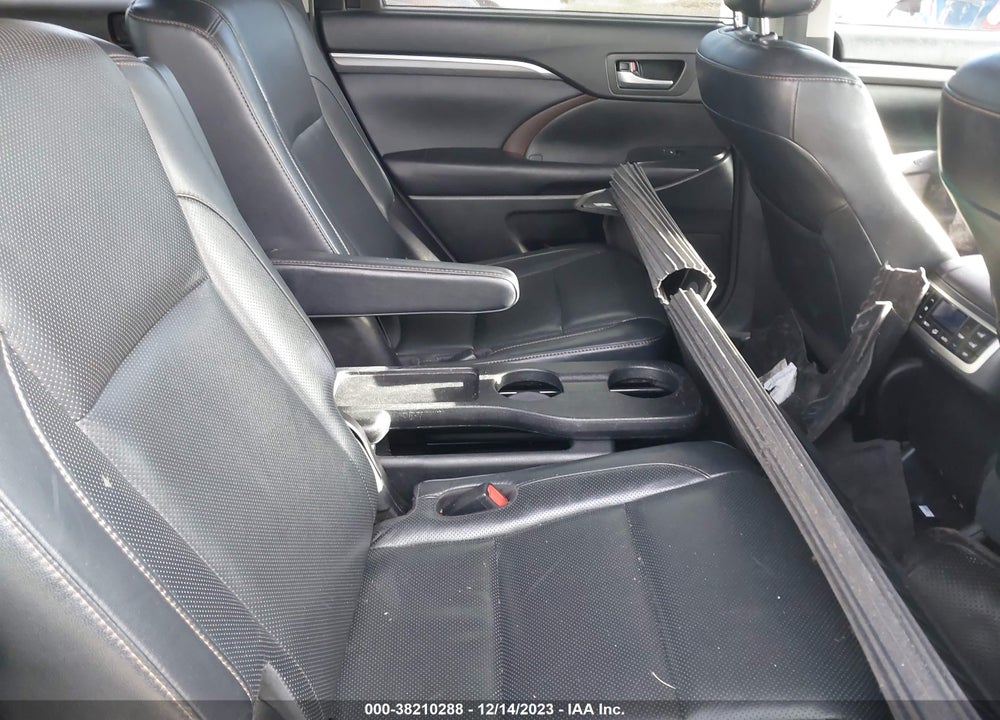 2017 TOYOTA HIGHLANDER LIMITED/PLATINUM VIN: 5TDDZRFH6HS386229